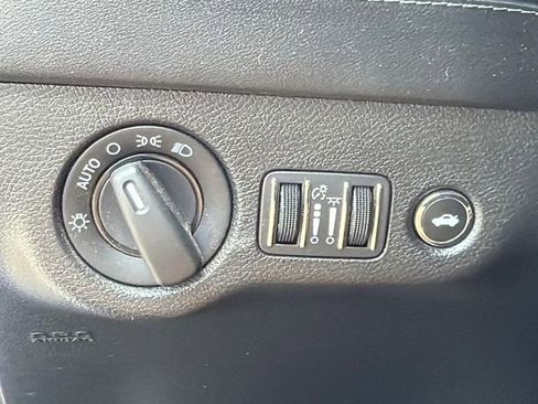 Used 2020 Dodge Charger Scat Pack RWD image 18