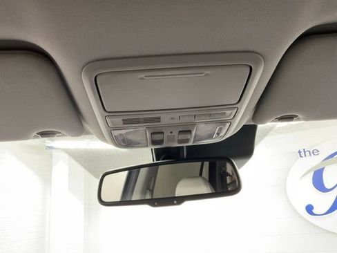 Certified 2017 Honda Pilot Touring image 34