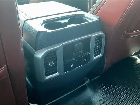 Used 2022 Ford F250 Platinum AWD/4WD image 11