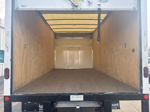 Used 2024 Ford E-450 and Econoline 450 Super Duty w/ Power Windows & Locks Group image 32