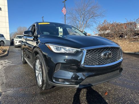 Certified 2025 INFINITI QX50 Pure image 16