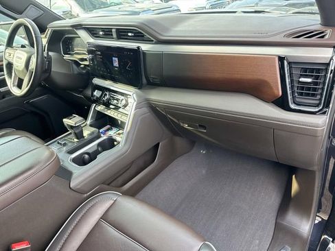 Used 2023 GMC Sierra 1500 Denali w/ Technology Package image 16