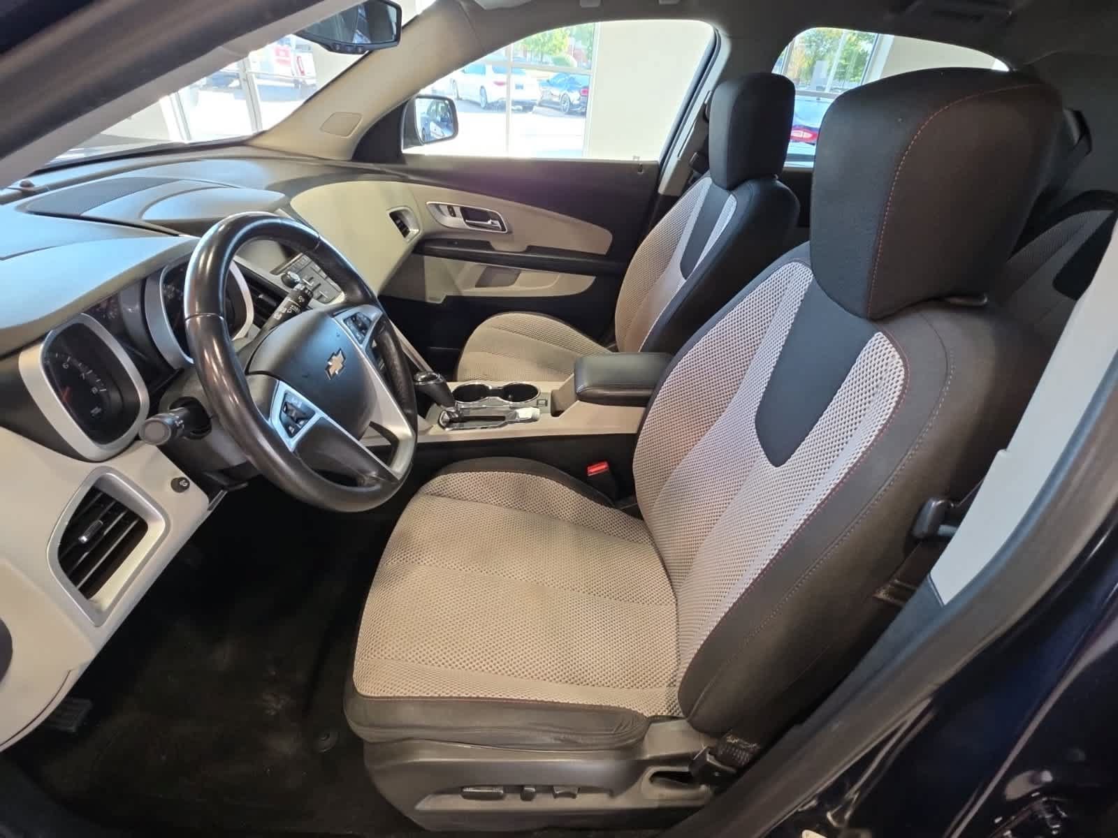 Used 2017 Chevrolet Equinox LT w/ Convenience Package AWD/4WD image 12