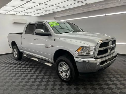 Used 2016 RAM 2500 SLT AWD/4WD image 3