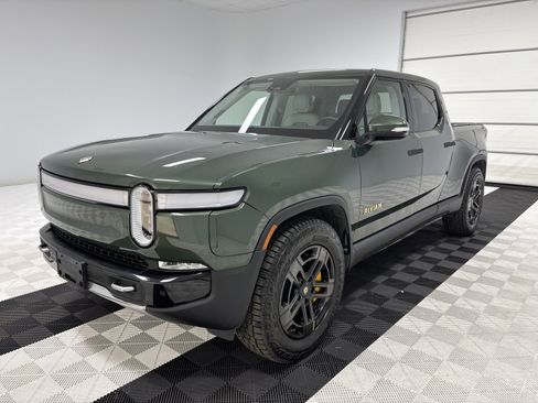 Used 2023 Rivian R1T Adventure image 1