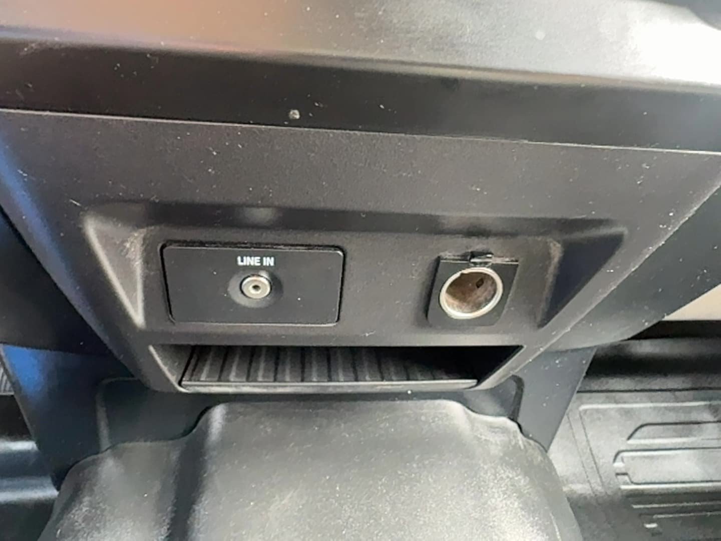 Used 2015 Ford F150 XL w/ XL Power Equipment Group AWD/4WD image 19