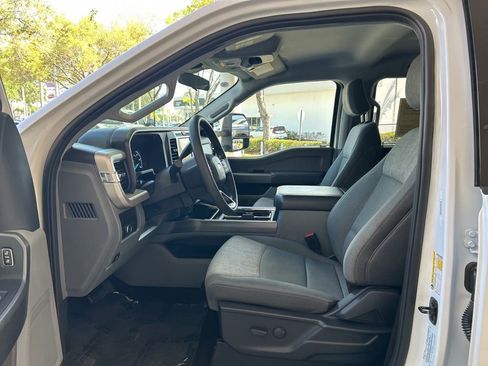 Used 2025 Ford F350 XLT w/ FX4 Off-Road Package AWD/4WD image 6