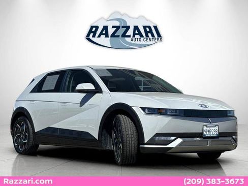 Used 2024 Hyundai Ioniq 5 SE RWD image 1