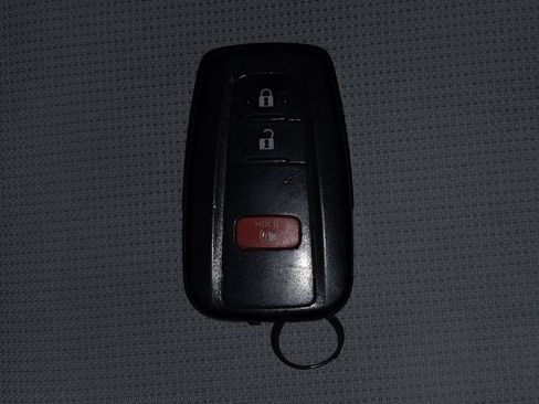 Used 2021 Toyota Corolla SE FWD image 32