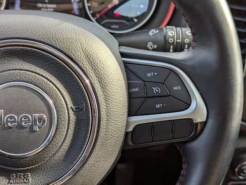 Used 2018 Jeep Compass Trailhawk w/ Leather Interior Group image 26