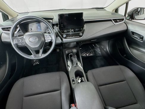 Certified 2025 Toyota Corolla LE FWD image 18