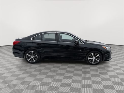 Used 2017 Subaru Legacy 2.5i Limited image 9