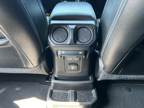 Used 2021 Jeep Wrangler Unlimited Sahara image 17