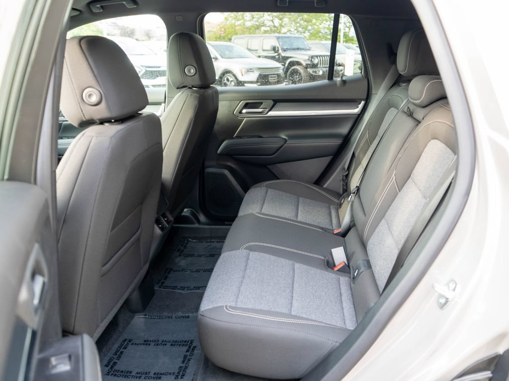 New 2027 GMC Terrain Elevation AWD/4WD image 12