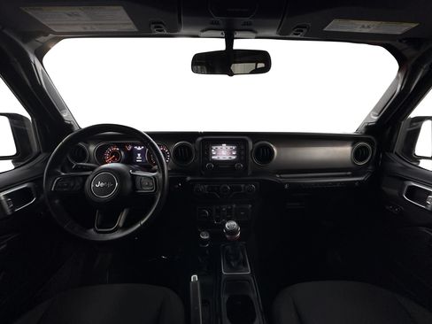 Used 2018 Jeep Wrangler Unlimited Sport S AWD/4WD image 17
