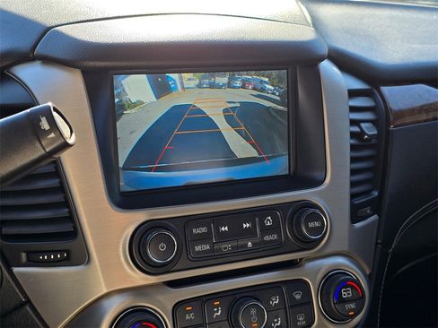 Used 2015 GMC Yukon Denali w/ Open Road Package image 24