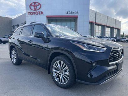 Certified 2025 Toyota Highlander Platinum