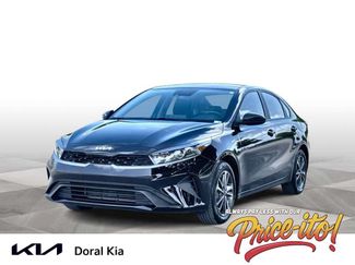 Used 2024 Kia Forte LXS FWD video 1