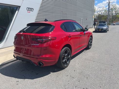 Used 2023 Alfa Romeo Stelvio Veloce AWD/4WD image 25
