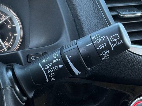 Used 2018 Honda Pilot Elite image 22