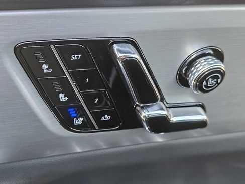 New 2026 Cadillac Vistiq Sport w/ LPO, Floor Liner Package image 22