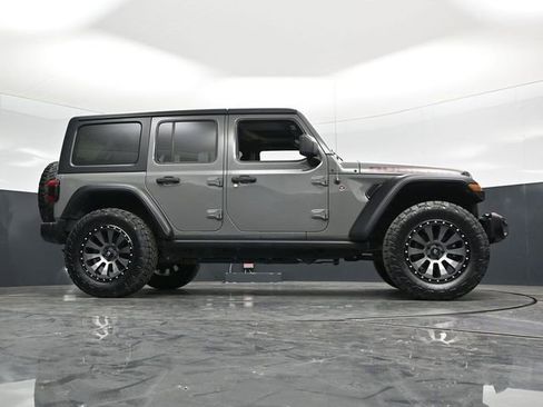 Used 2019 Jeep Wrangler Unlimited Rubicon w/ LED Lighting Group AWD/4WD image 61