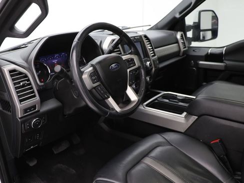 Used 2021 Ford F450 Platinum w/ FX4 Off-Road Package AWD/4WD image 21