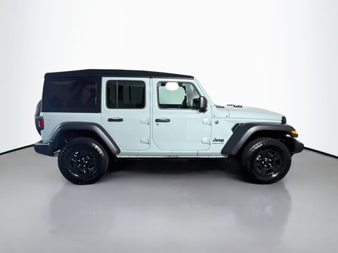 Used 2024 Jeep Wrangler Unlimited Sport AWD/4WD image 11