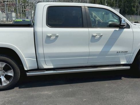 Used 2019 RAM 1500 Laramie AWD/4WD image 9