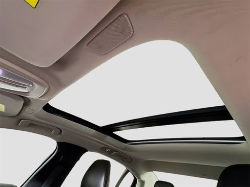 Used 2023 Volvo S60 B5 Core image 15