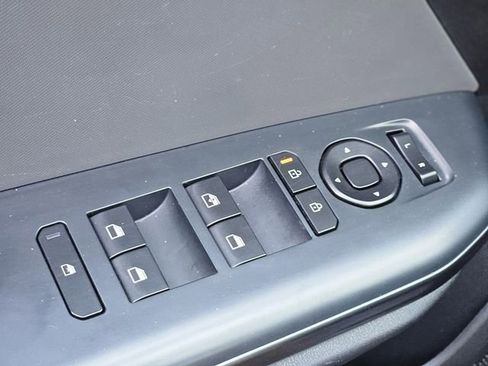 Used 2025 Kia K4 FWD image 21
