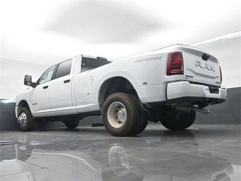 New 2026 RAM 3500 Big Horn image 44