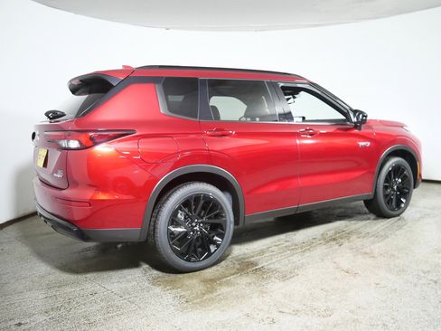 New 2025 Mitsubishi Outlander SEL Black Edition image 2