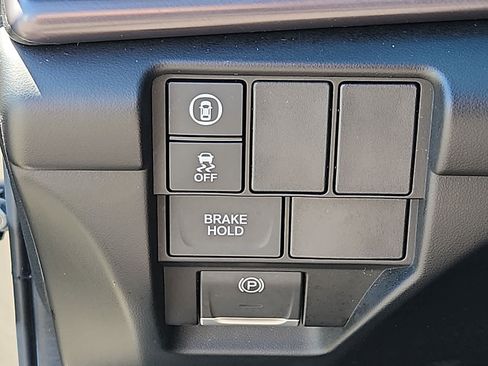 Used 2025 Acura RDX SH-AWD image 26