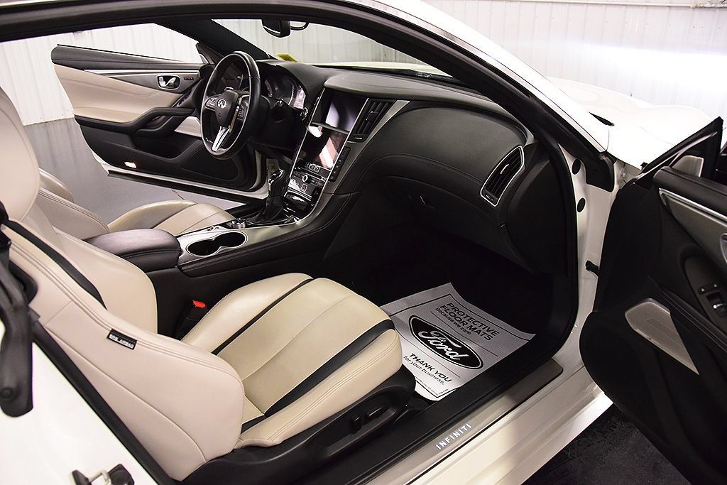 Used 2022 INFINITI Q60 3.0t Luxe w/ Essential Package AWD/4WD image 32