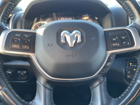 Used 2020 RAM 2500 Big Horn w/ Level 2 Equipment Group image 14