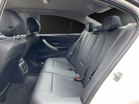 Used 2014 BMW 320i xDrive Sedan AWD/4WD image 13