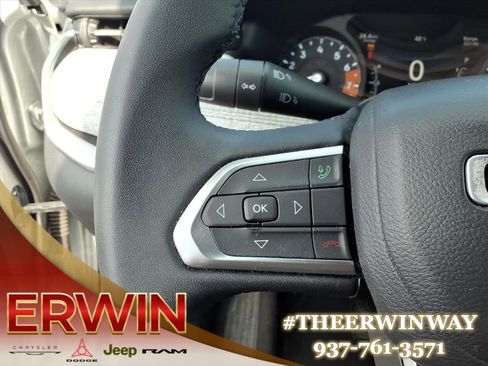 Certified 2024 Jeep Compass Latitude image 18