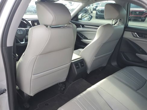 Used 2020 Honda Accord EX-L image 17
