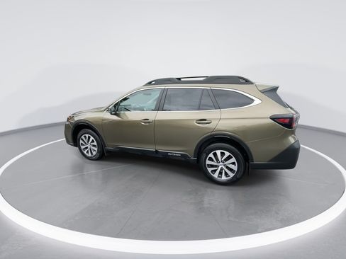 Used 2021 Subaru Outback Premium AWD/4WD image 12