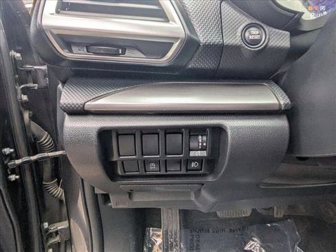 Used 2019 Subaru Forester Premium image 20