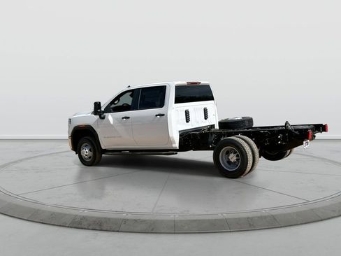 New 2026 GMC Sierra 3500 Pro w/ Convenience Package RWD image 6