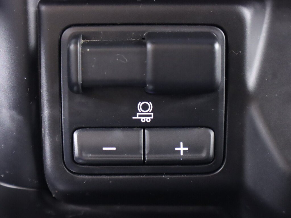 Used 2021 GMC Sierra 3500 AT4 w/ AT4 Premium Plus Package AWD/4WD image 29