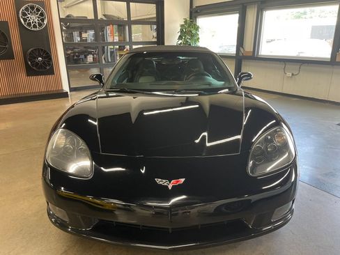 Used 2007 Chevrolet Corvette Convertible w/ Preferred Equipment Group RWD image 25