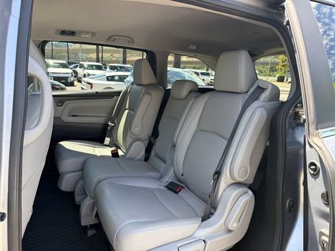 Used 2019 Honda Odyssey EX-L image 6