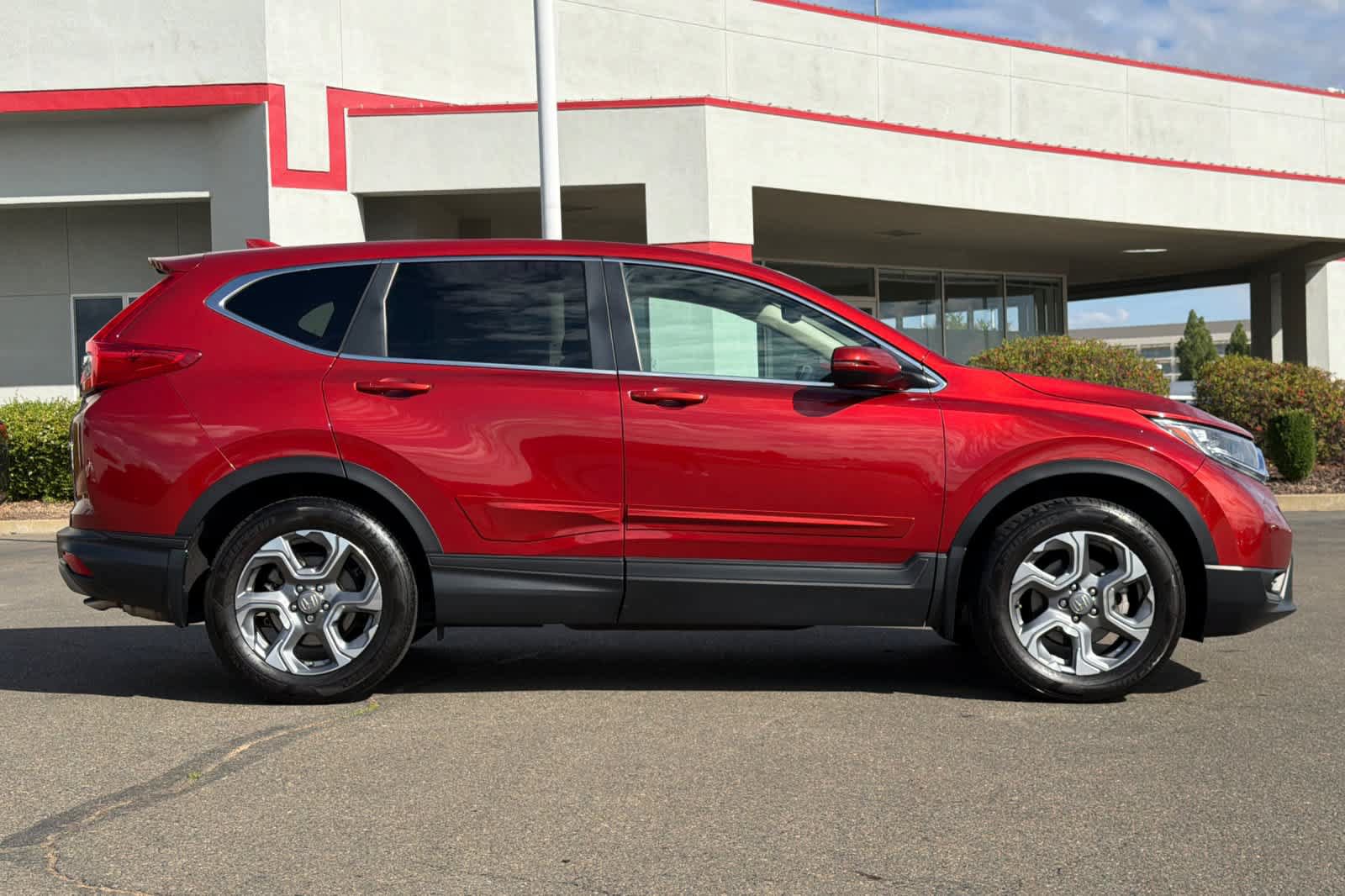 Used 2019 Honda CR-V EX-L image 6