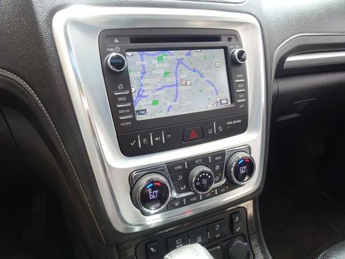 Used 2017 GMC Acadia Limited SLT AWD/4WD image 18