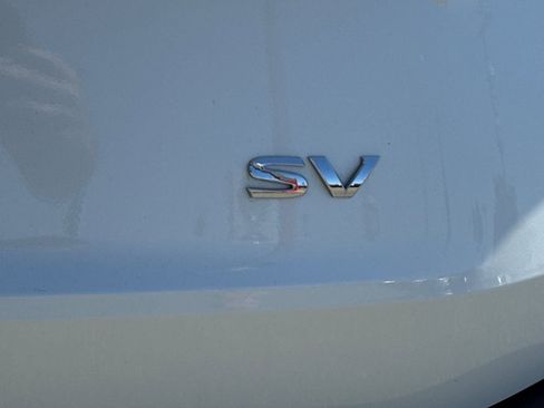 Used 2023 Nissan Rogue SV FWD image 35
