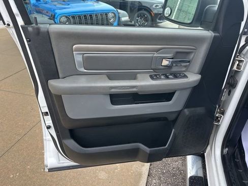 Used 2016 RAM 1500 Big Horn AWD/4WD image 11