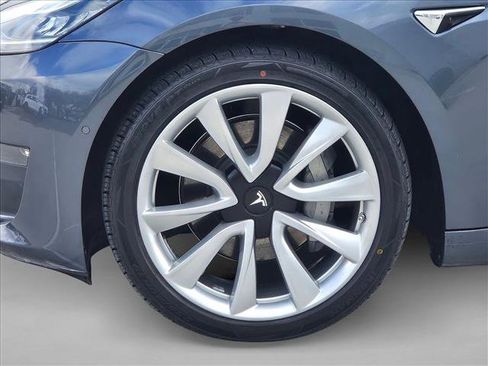 Used 2020 Tesla Model 3 Long Range image 25